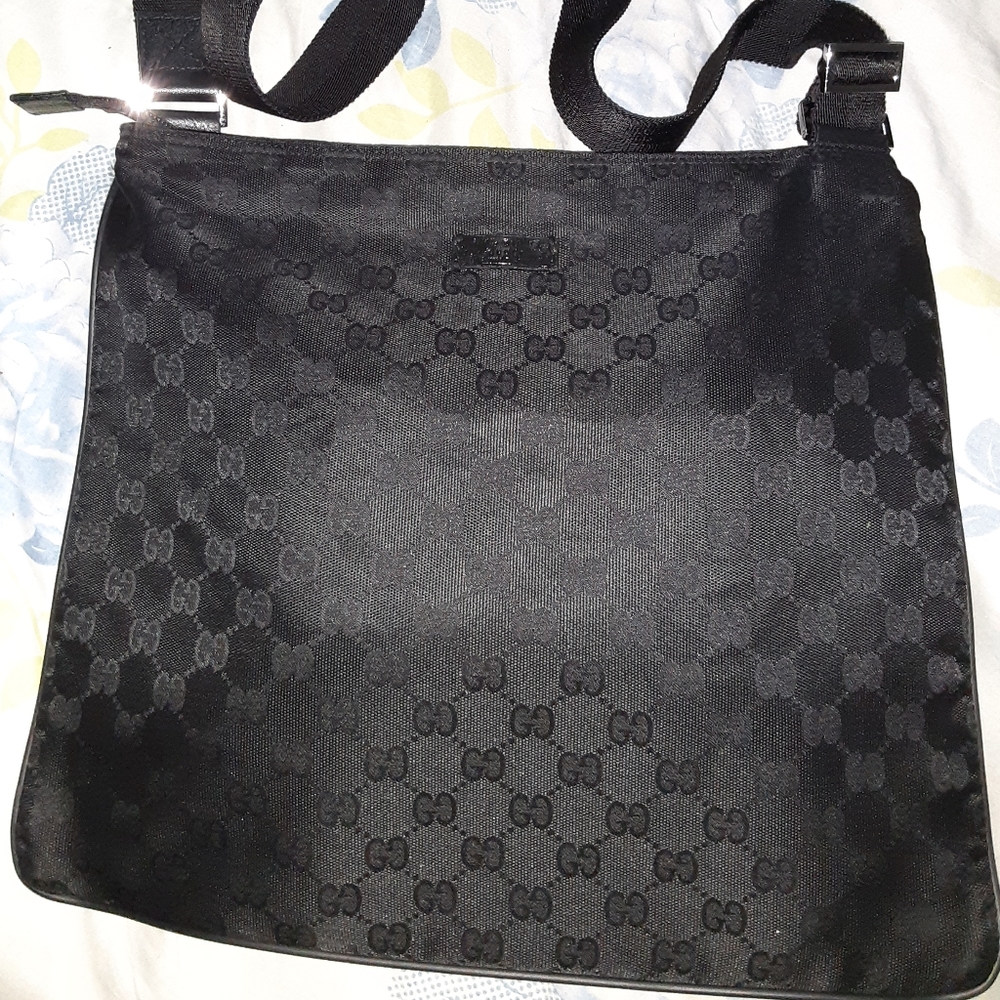 Gucci Messenger Crossbody